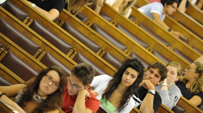 Studenti denunciano l'università di Roma3 all'antitrust per pubblicità ingannevole di un corso di studi